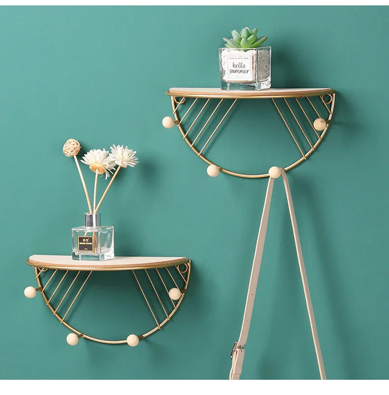 Alaskan Minimalist Entrance Key-Rack w/ Shelf