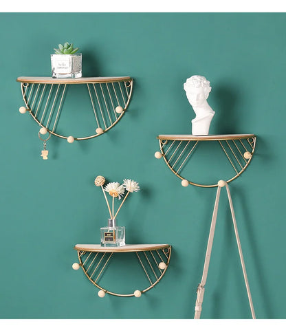 Alaskan Minimalist Entrance Key-Rack w/ Shelf